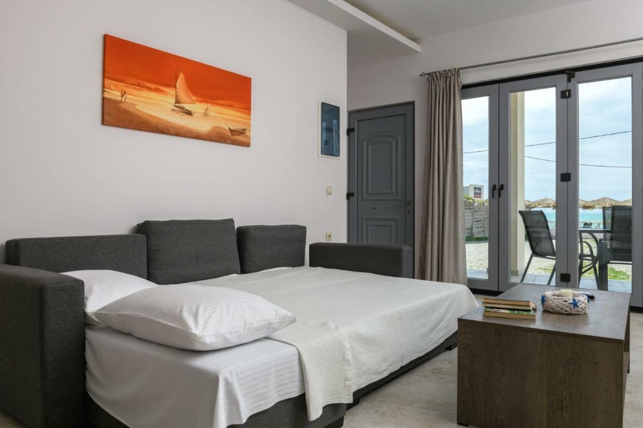 Coral Sea Apartment Kokkinos Pirgos Exterior foto